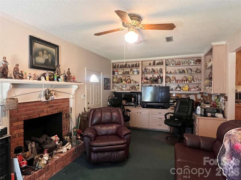 3393 Anderson Mountain Road, Maiden, NC 28650.  MLS# CAR4392826, YatesRealty ID 37973. 