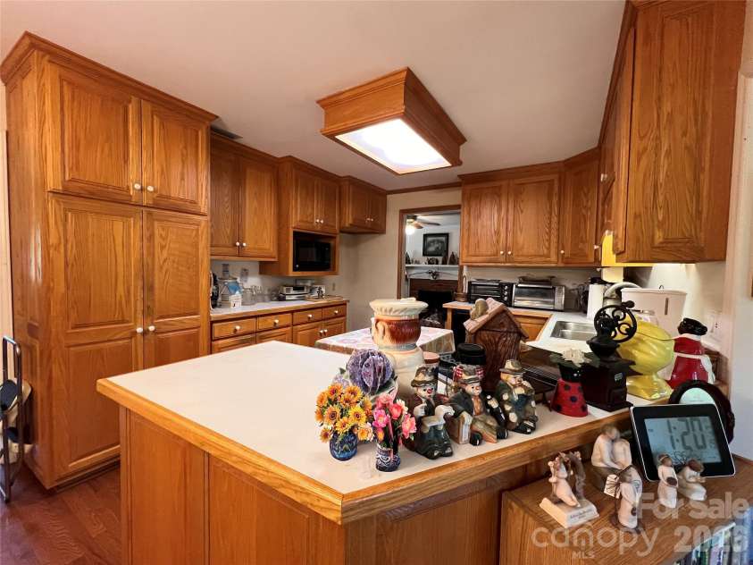 3393 Anderson Mountain Road, Maiden, NC 28650.  MLS# CAR4392826, YatesRealty ID 37973. 