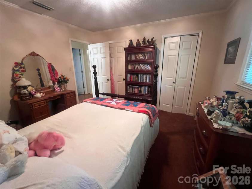 3393 Anderson Mountain Road, Maiden, NC 28650.  MLS# CAR4392826, YatesRealty ID 37973. 