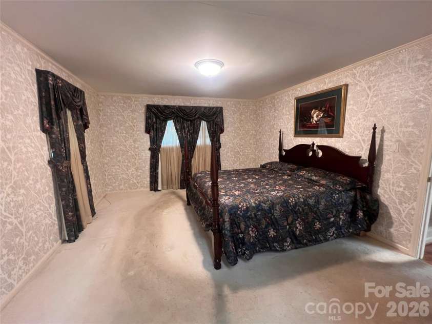 3393 Anderson Mountain Road, Maiden, NC 28650.  MLS# CAR4392826, YatesRealty ID 37973. 