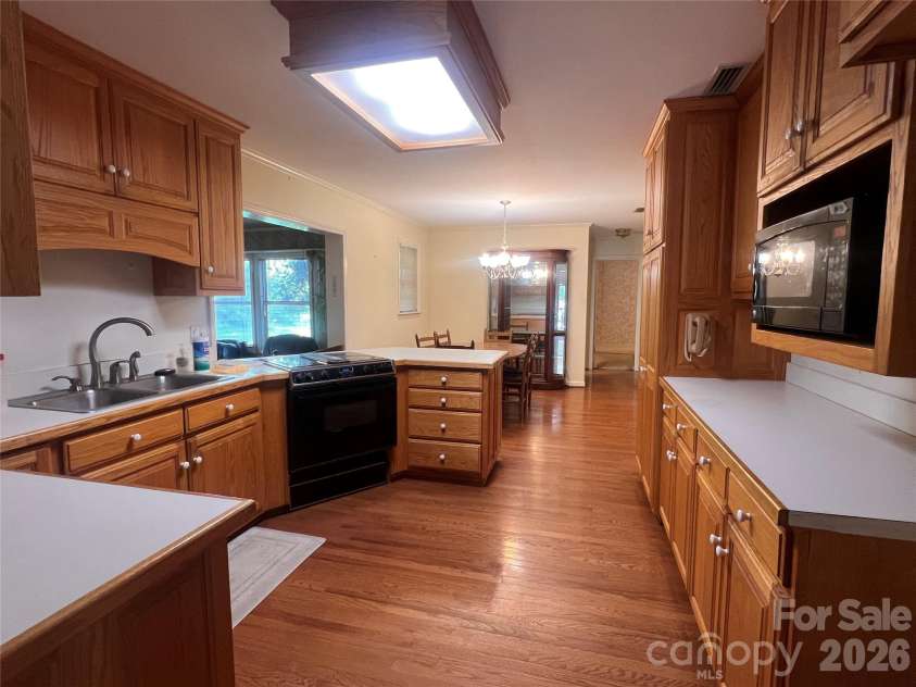3393 Anderson Mountain Road, Maiden, NC 28650.  MLS# CAR4392826, YatesRealty ID 37973. 