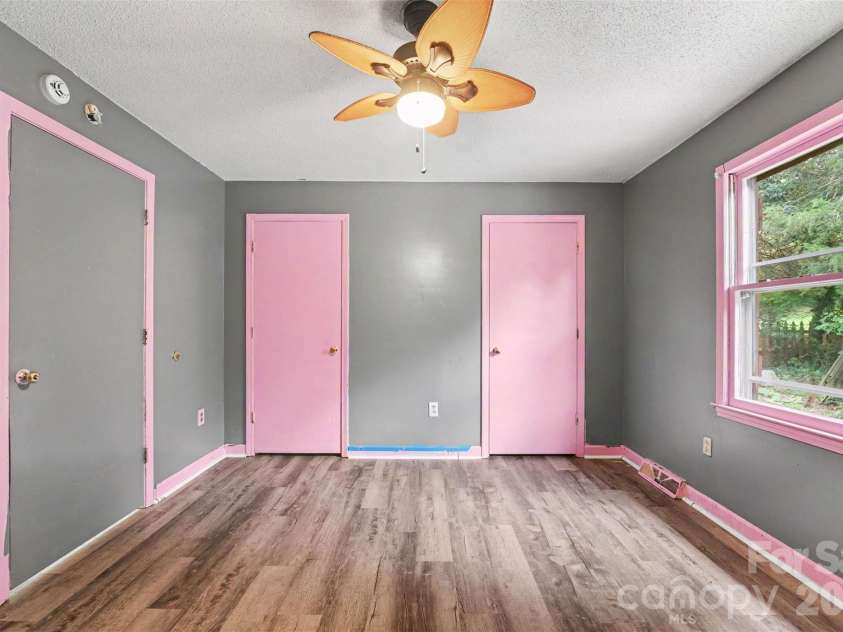 6 Old Farm Road, Salisbury, NC 28147.  MLS# CAR4395226, YatesRealty ID 37975. 