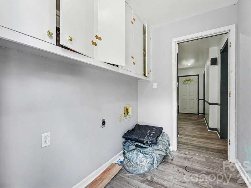 6 Old Farm Road, Salisbury, NC 28147.  MLS# CAR4395226, YatesRealty ID 37975. 
