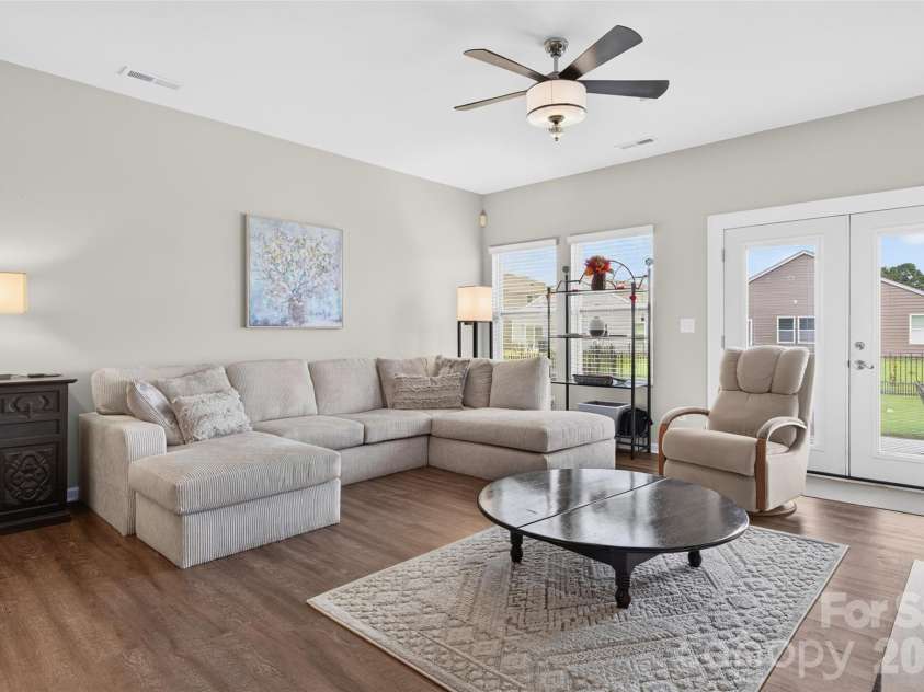 179 Glastonbury Drive, Mooresville, NC 28115.  MLS# CAR4385527, YatesRealty ID 37976. 
