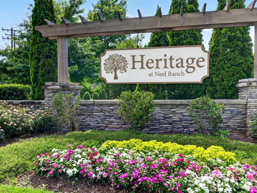 179 Glastonbury Drive, Mooresville, NC 28115.  MLS# CAR4385527, YatesRealty ID 37976. 