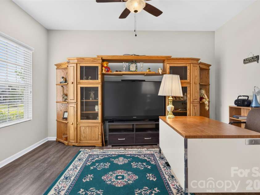 179 Glastonbury Drive, Mooresville, NC 28115.  MLS# CAR4385527, YatesRealty ID 37976. 