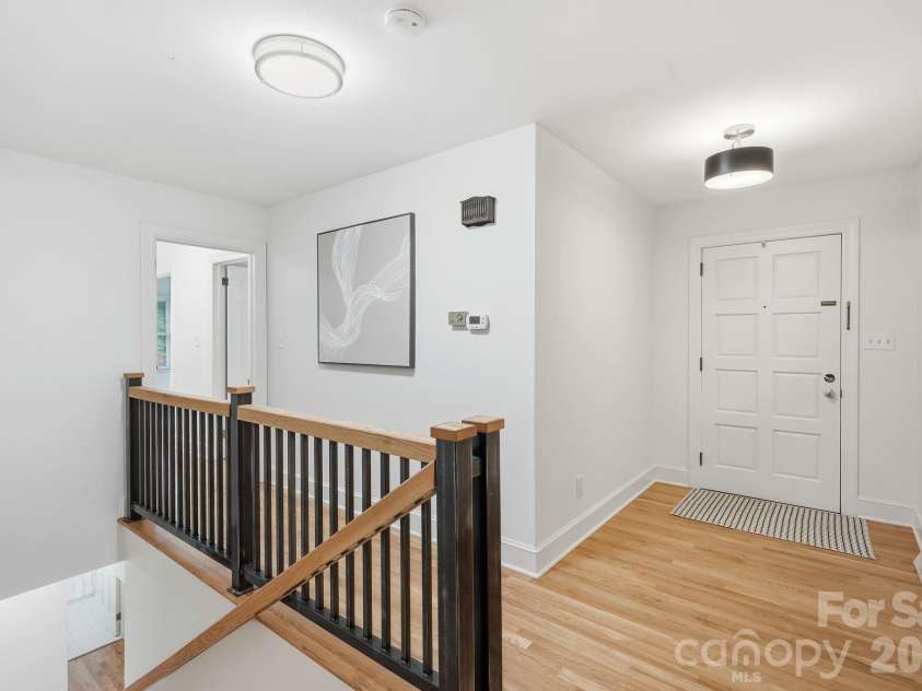926 Shady Bluff Drive, Charlotte, NC 28211.  MLS# CAR4392863, YatesRealty ID 37977. 