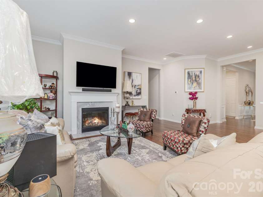 19004 Dry Narrows Way, Charlotte, NC 28278.  MLS# CAR4433979, YatesRealty ID 3798. 