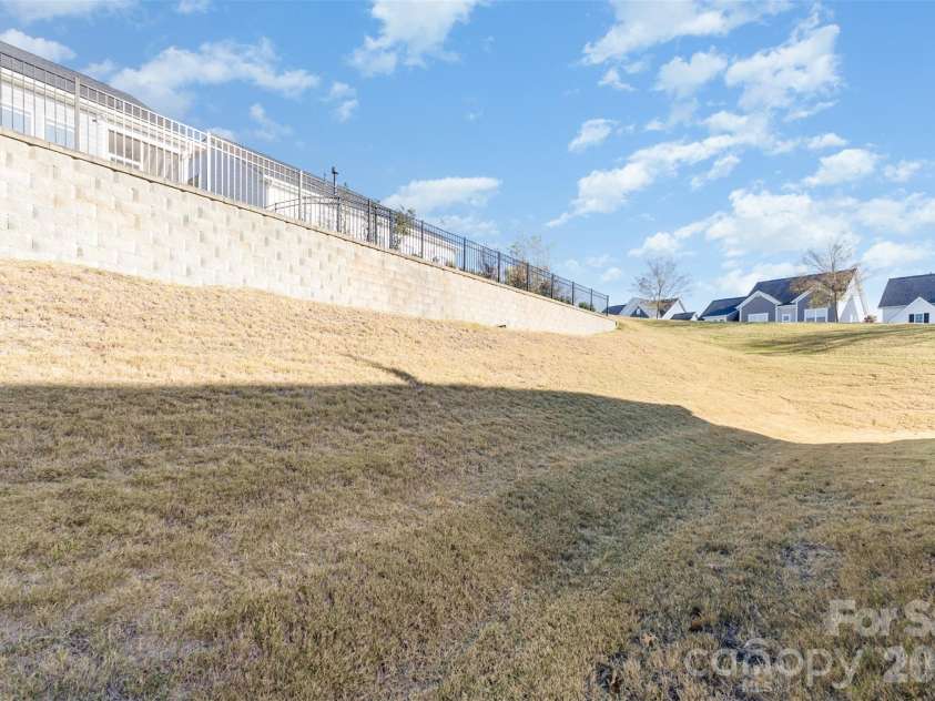19004 Dry Narrows Way, Charlotte, NC 28278.  MLS# CAR4433979, YatesRealty ID 3798. 
