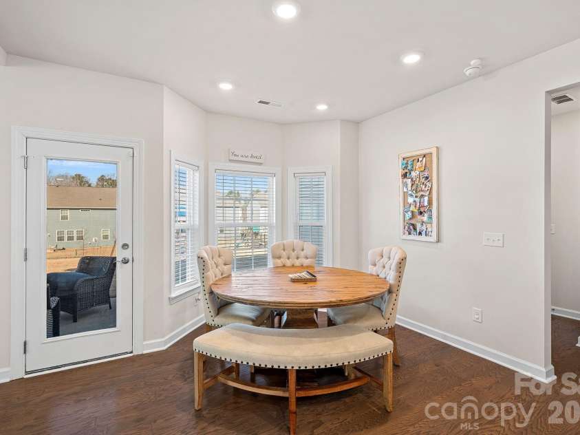 19108 Birdmeadow Drive, Huntersville, NC 28078.  MLS# CAR4342549, YatesRealty ID 3798. 