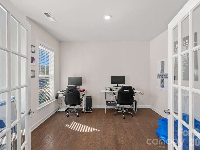 19108 Birdmeadow Drive, Huntersville, NC 28078.  MLS# CAR4342549, YatesRealty ID 3798. 