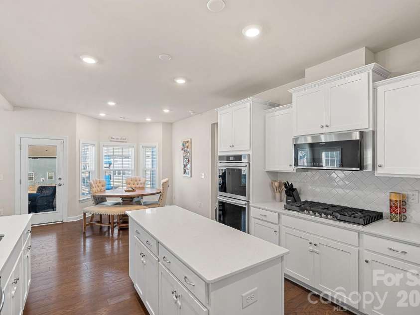 19108 Birdmeadow Drive, Huntersville, NC 28078.  MLS# CAR4342549, YatesRealty ID 3798. 