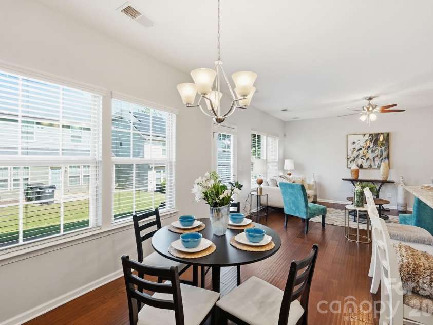 2450 Alyssa Lane, Charlotte, NC 28208.  MLS# CAR4400063, YatesRealty ID 37980. 