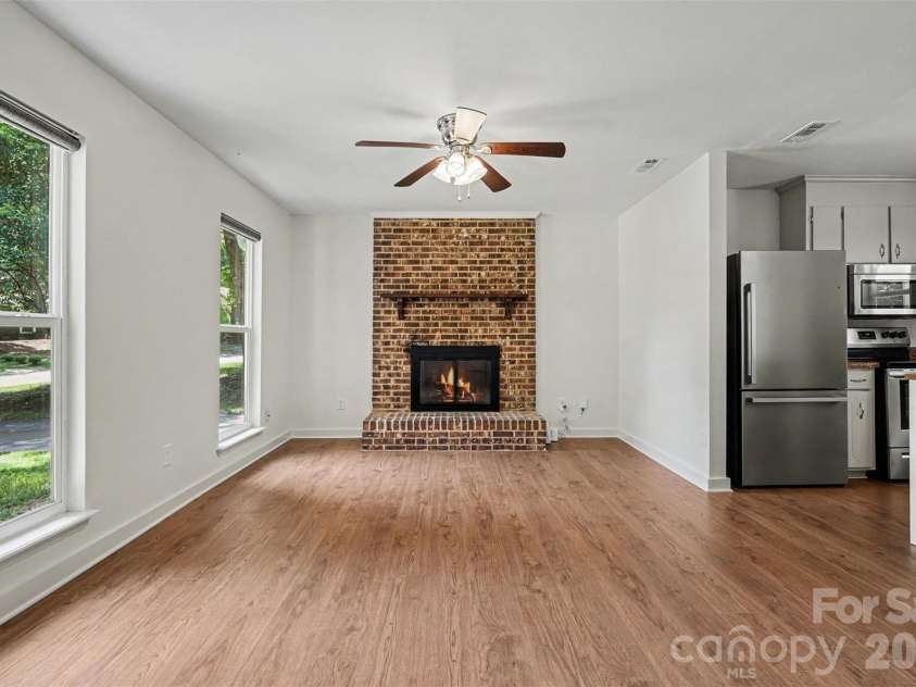 5301 Great Wagon Road, Charlotte, NC 28215.  MLS# CAR4401057, YatesRealty ID 37982. 