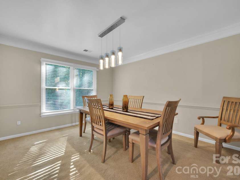 3616 Linden Berry Lane, Charlotte, NC 28269.  MLS# CAR4398496, YatesRealty ID 37983. Dining Room