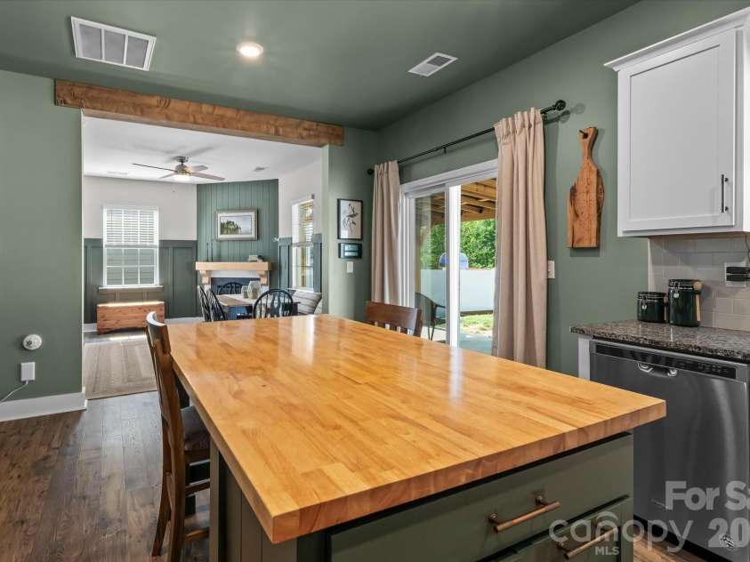174 Cherry Birch Street, Mooresville, NC 28117.  MLS# CAR4398817, YatesRealty ID 37984. 
