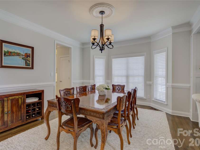 13722 Glen Abbey Drive, Charlotte, NC 28278.  MLS# CAR4391343, YatesRealty ID 37986. 