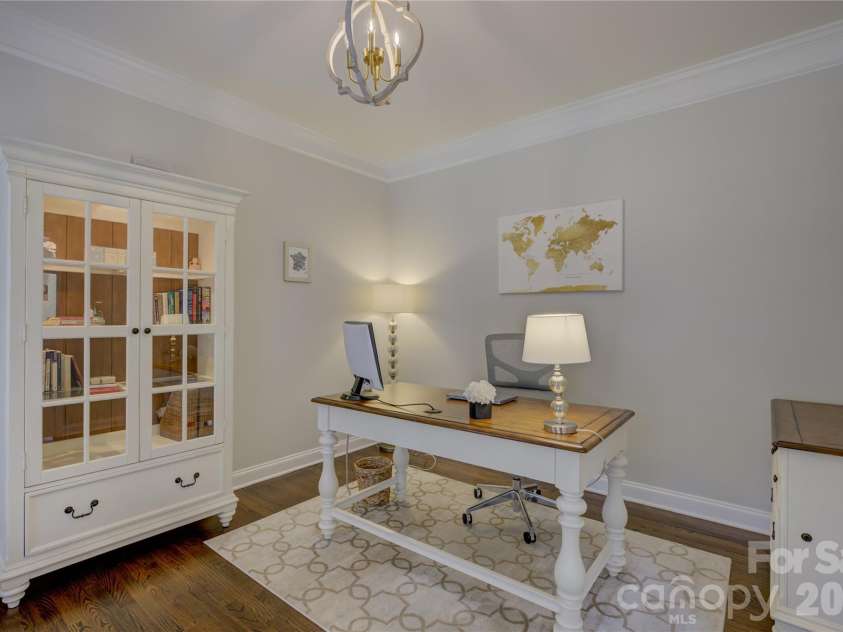 13722 Glen Abbey Drive, Charlotte, NC 28278.  MLS# CAR4391343, YatesRealty ID 37986. Office on the main floor