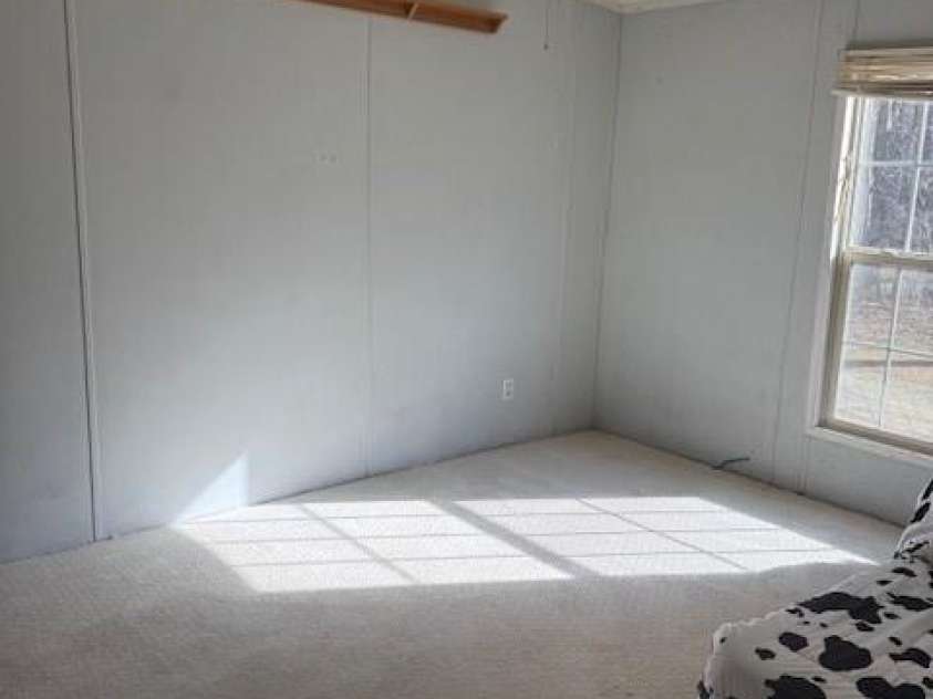 127 Knight N Gail Drive, Mooresville, NC 28115.  MLS# CAR4341014, YatesRealty ID 3799. Bed#3 Ceiling Fan 