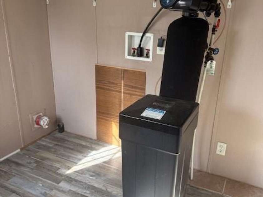 127 Knight N Gail Drive, Mooresville, NC 28115.  MLS# CAR4341014, YatesRealty ID 3799. Large water softener conveys with home 