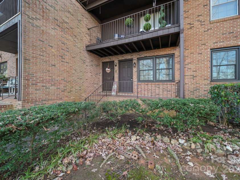 855 Nottingham Drive, Gastonia, NC 28054.  MLS# CAR4332279, YatesRealty ID 3799. 