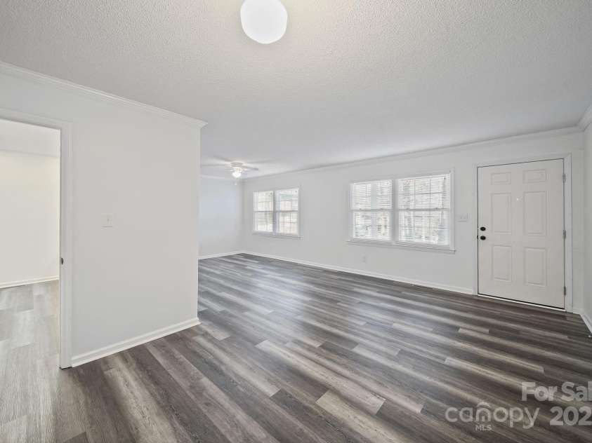 855 Nottingham Drive, Gastonia, NC 28054.  MLS# CAR4332279, YatesRealty ID 3799. 