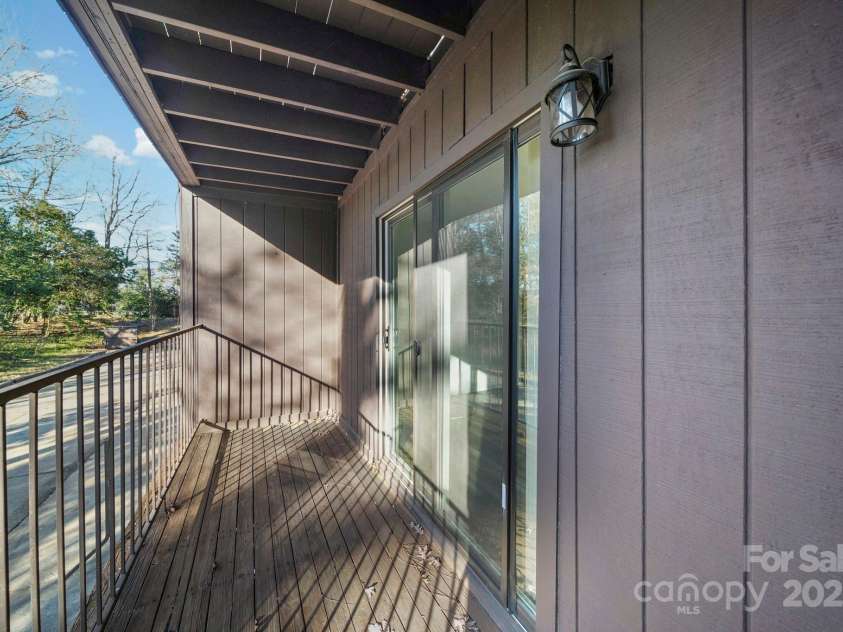 855 Nottingham Drive, Gastonia, NC 28054.  MLS# CAR4332279, YatesRealty ID 3799. 