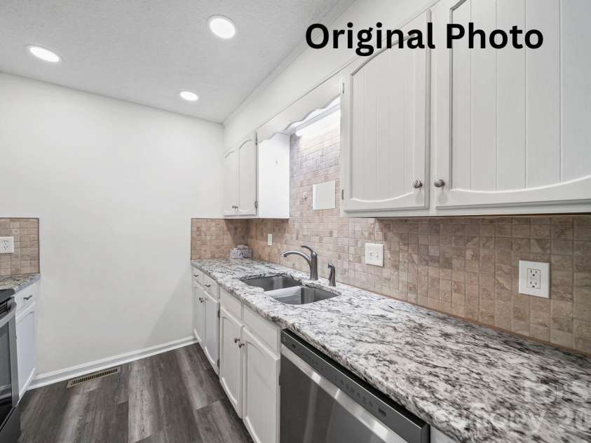855 Nottingham Drive, Gastonia, NC 28054.  MLS# CAR4332279, YatesRealty ID 3799. Kitchen