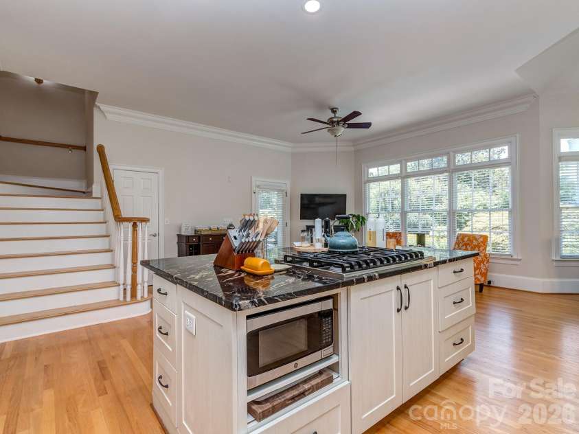 1733 White Pond Lane, Waxhaw, NC 28173.  MLS# CAR4398869, YatesRealty ID 37993. 