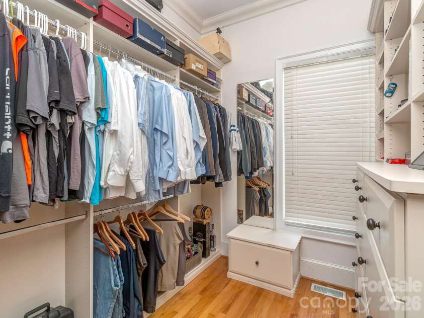 1733 White Pond Lane, Waxhaw, NC 28173.  MLS# CAR4398869, YatesRealty ID 37993. Primary Closet 2