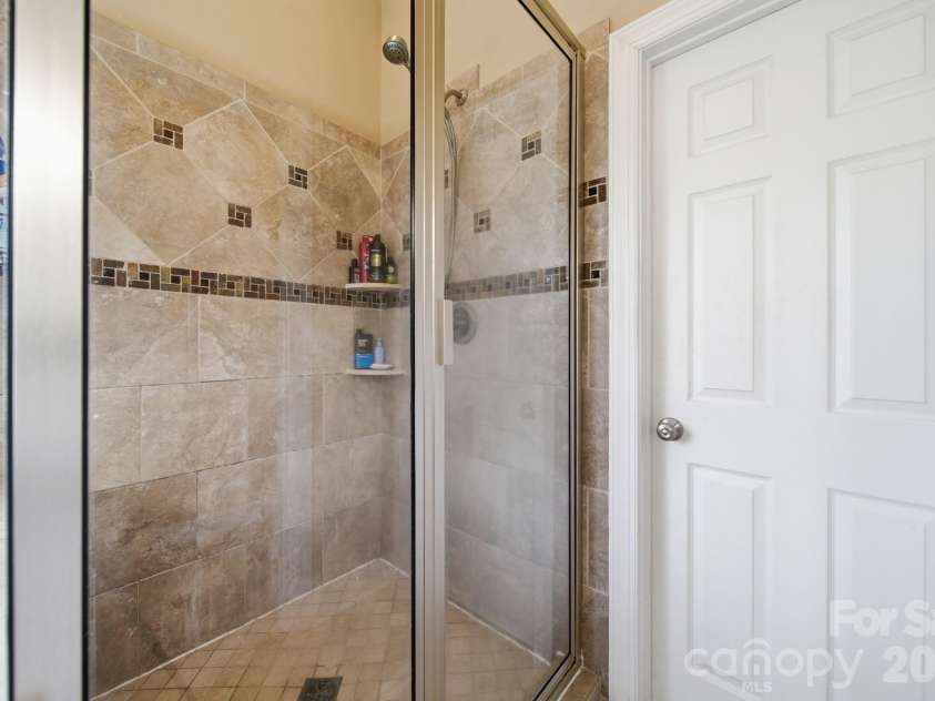 2637 Pamlico Drive, Shelby, NC 28152.  MLS# CAR4402932, YatesRealty ID 37996. 