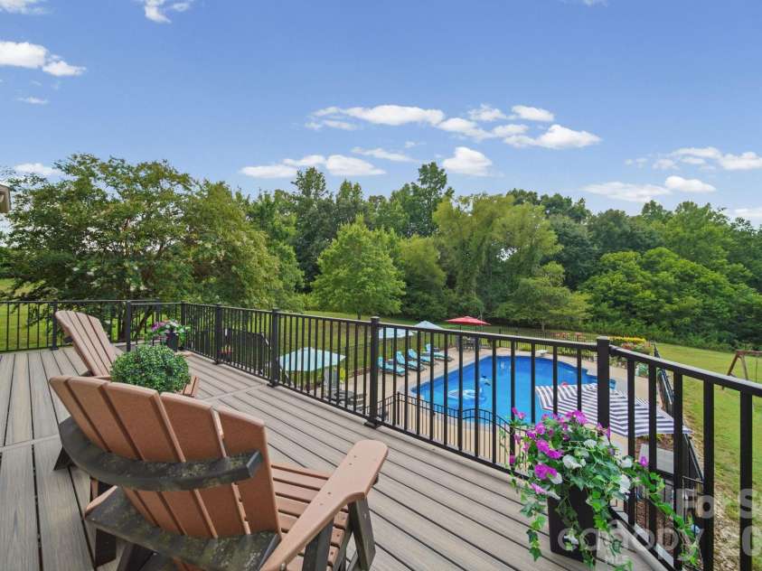 2637 Pamlico Drive, Shelby, NC 28152.  MLS# CAR4402932, YatesRealty ID 37996. 
