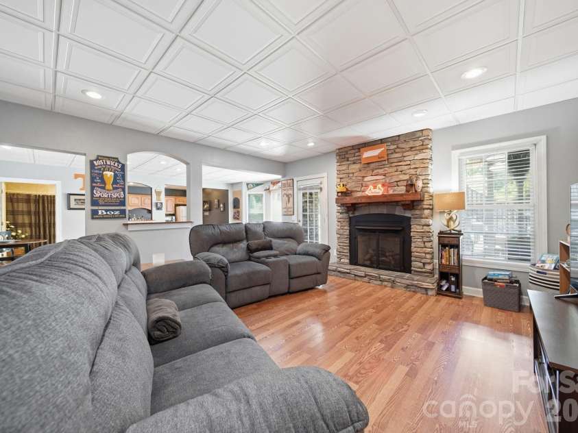 2637 Pamlico Drive, Shelby, NC 28152.  MLS# CAR4402932, YatesRealty ID 37996. 