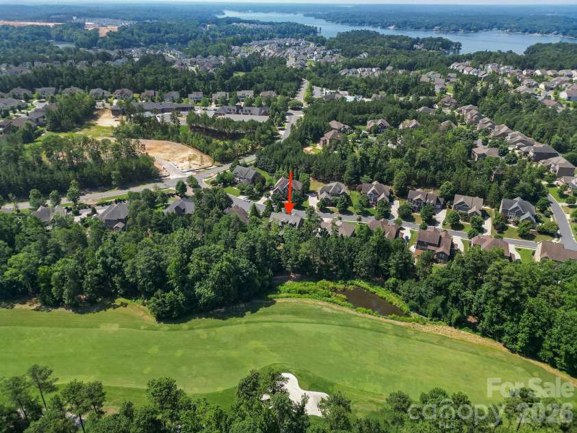 16619 Flintrock Falls Lane, Charlotte, NC 28278.  MLS# CAR4396273, YatesRealty ID 37997. 