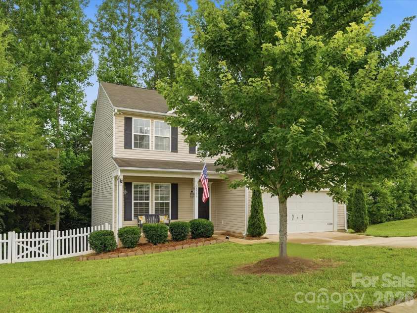 1566 Glenbar Court, Clover, SC 29710.  MLS# CAR4402689, YatesRealty ID 37999. 