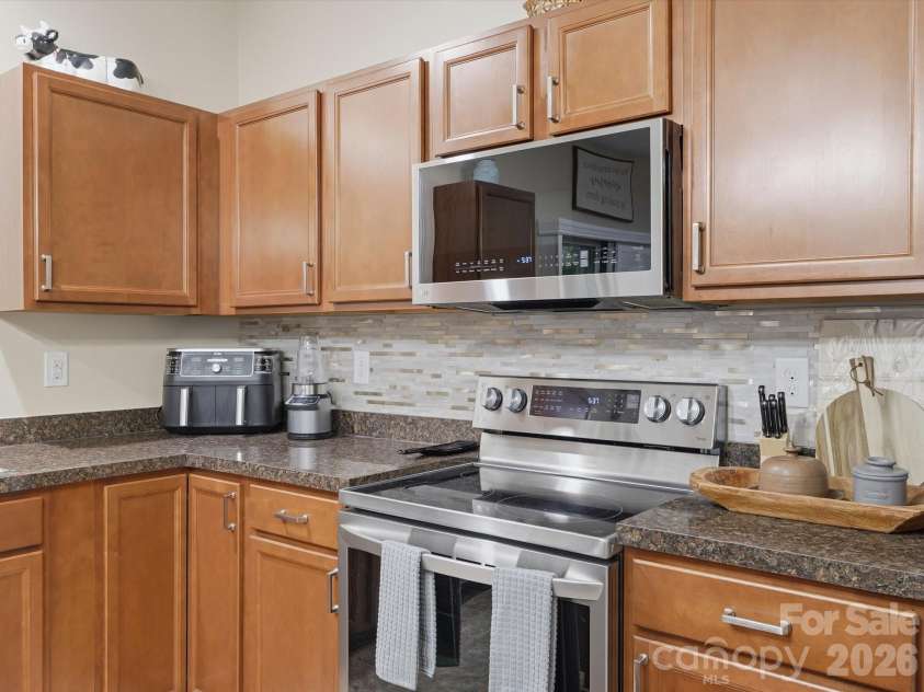 1566 Glenbar Court, Clover, SC 29710.  MLS# CAR4402689, YatesRealty ID 37999. 