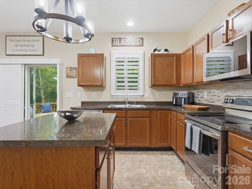 1566 Glenbar Court, Clover, SC 29710.  MLS# CAR4402689, YatesRealty ID 37999. 