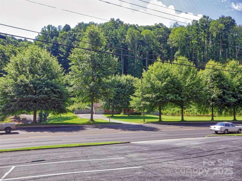 1460 Russ Avenue, Waynesville, NC 28786.  MLS# CAR4017485, YatesRealty ID 38. 
