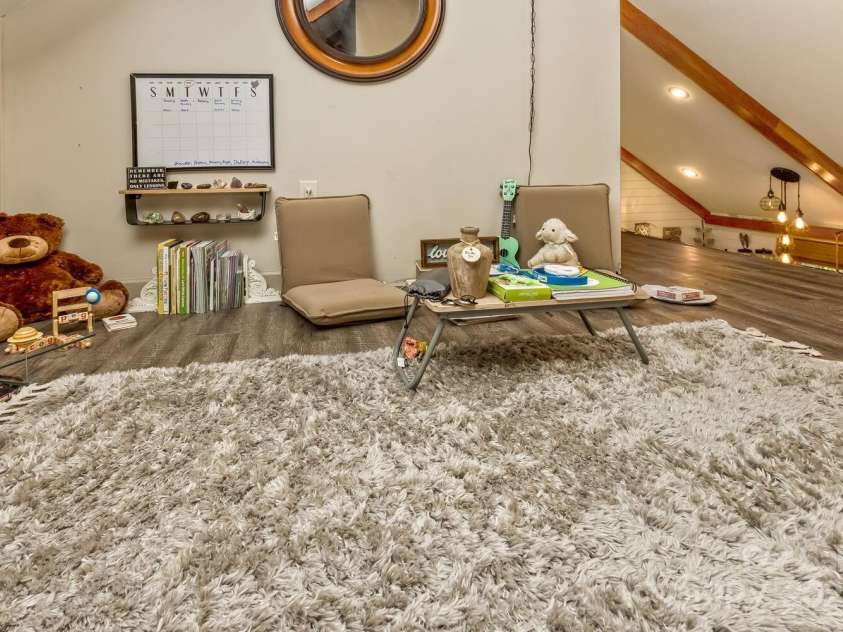 25 View Ridge Parkway, Leicester, NC 28748.  MLS# CAR4288703, YatesRealty ID 38. 