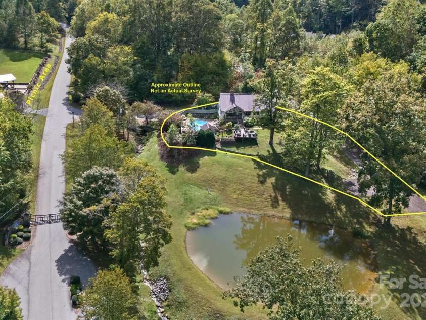 25 View Ridge Parkway, Leicester, NC 28748.  MLS# CAR4288703, YatesRealty ID 38. 
