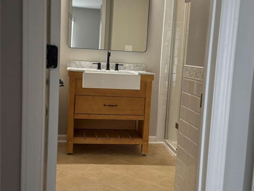 2520 Stradbrook Drive, Charlotte, NC 28210.  MLS# CAR4323264, YatesRealty ID 380. 