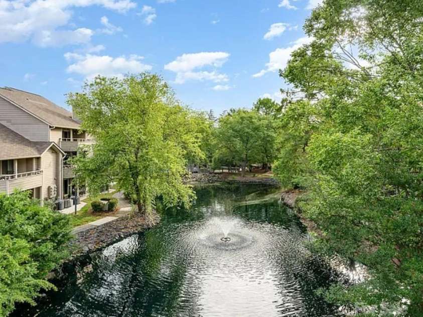 2520 Stradbrook Drive, Charlotte, NC 28210.  MLS# CAR4323264, YatesRealty ID 380. 