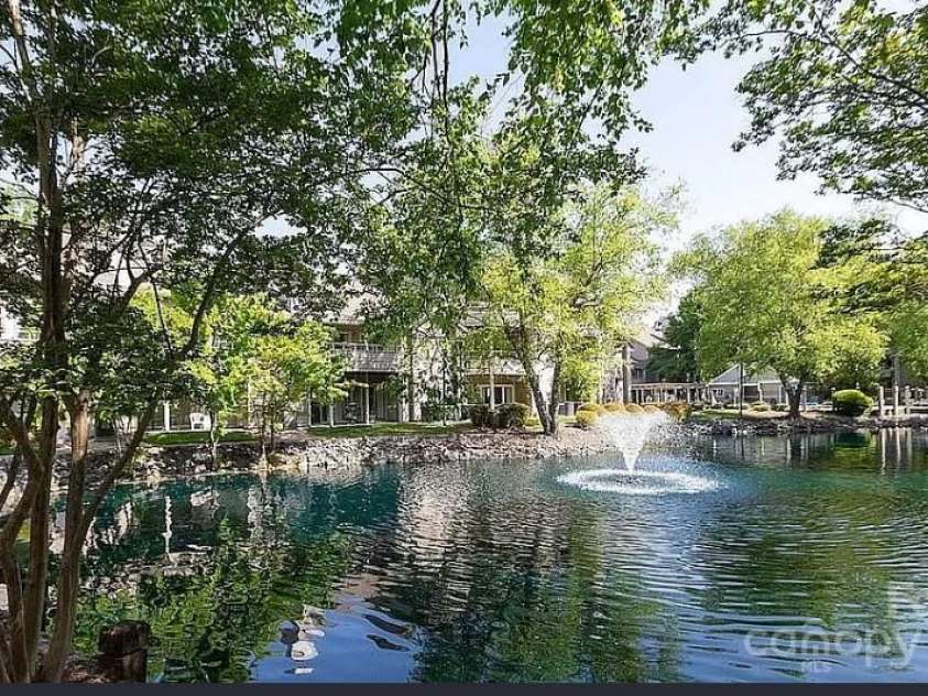 2520 Stradbrook Drive, Charlotte, NC 28210.  MLS# CAR4323264, YatesRealty ID 380. 