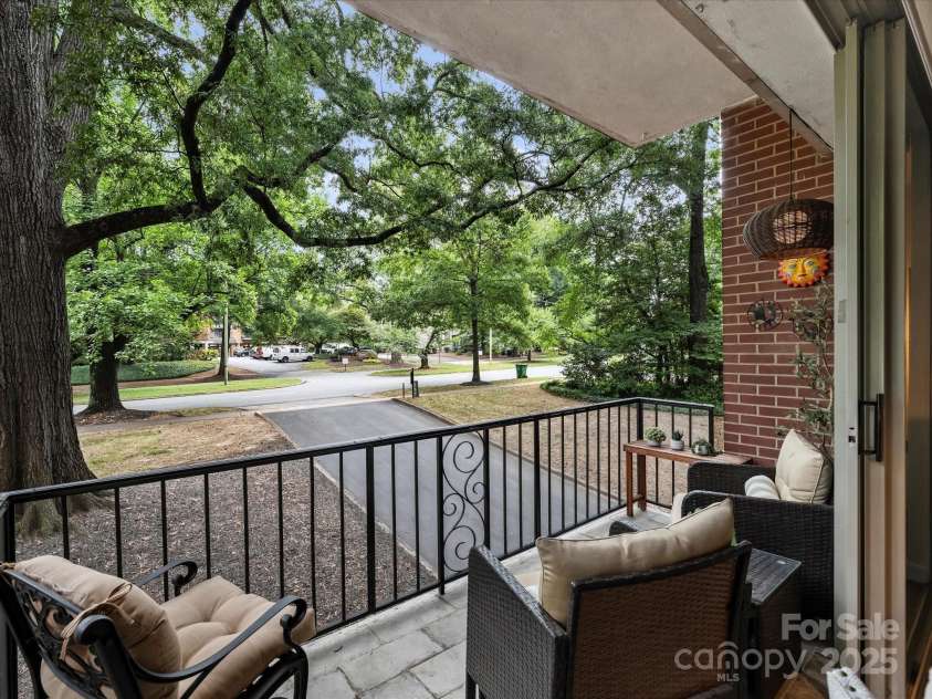 1300 Queens Road, Charlotte, NC 28207.  MLS# CAR4283635, YatesRealty ID 3800. Welcoming Covered Balcony with Tile Floor