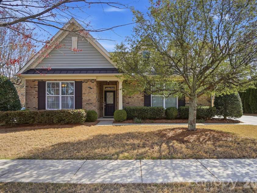 150 Black Mountain Drive, Fort Mill, SC 29708.  MLS# CAR4356457, YatesRealty ID 3800. 