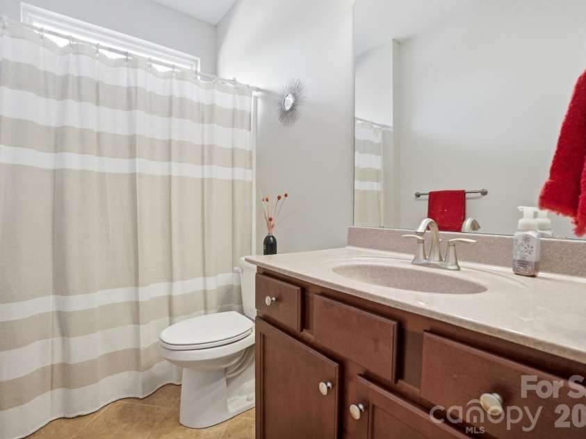 150 Black Mountain Drive, Fort Mill, SC 29708.  MLS# CAR4356457, YatesRealty ID 3800. Full Bath Main Floor