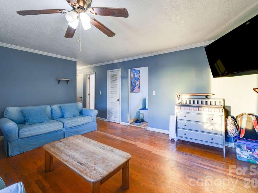 297 Amelia Drive, Marion, NC 28752.  MLS# CAR4327844, YatesRealty ID 3800. 