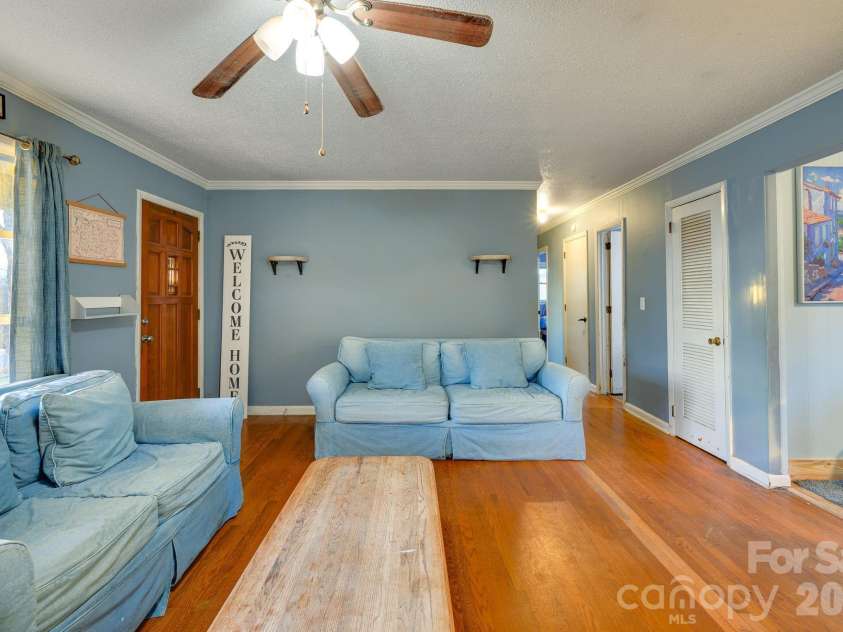 297 Amelia Drive, Marion, NC 28752.  MLS# CAR4327844, YatesRealty ID 3800. 