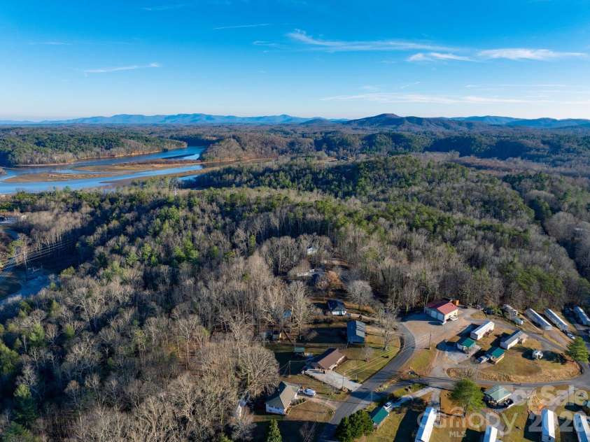 297 Amelia Drive, Marion, NC 28752.  MLS# CAR4327844, YatesRealty ID 3800. 