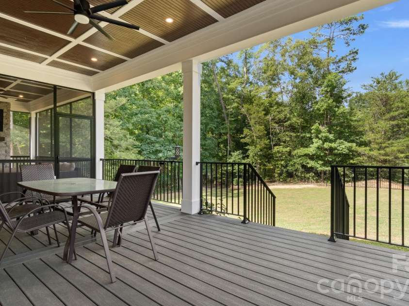 471 Kimbrell Crossing Drive, Fort Mill, SC 29715.  MLS# CAR4403359, YatesRealty ID 38000. 